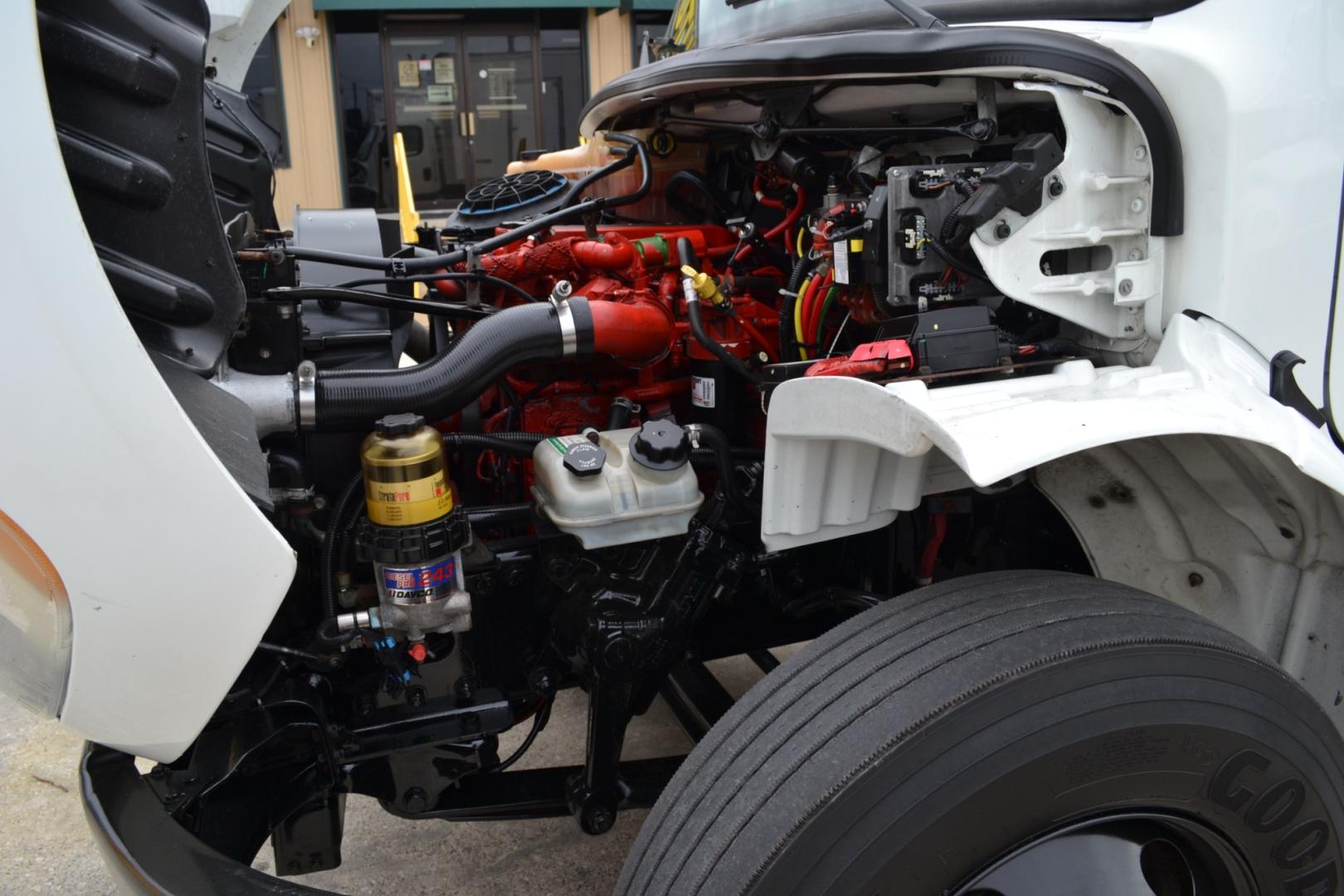 2016 WHITE /BLACK FREIGHTLINER M2-106 with an CUMMINS ISB 6.7L 240HP engine, ALLISON 2500RDS AUTOMATIC transmission, located at 9172 North Fwy, Houston, TX, 77037, (713) 910-6868, 29.887470, -95.411903 - 26,000LB GVWR NON CDL, MORGAN 26FT BOX, 13'6FT CLEARANCE, HEIGHT 103" X WIDTH 102", WALTCO 3,000LB ALUMINUM LIFT GATE, RAMP, AIR RIDE, E-TRACKS, DUAL 50 GALLON FUEL TANK, - Photo#14